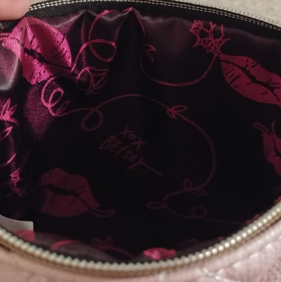 Betsey Johnson Small Clutch - Picture 4 of 4